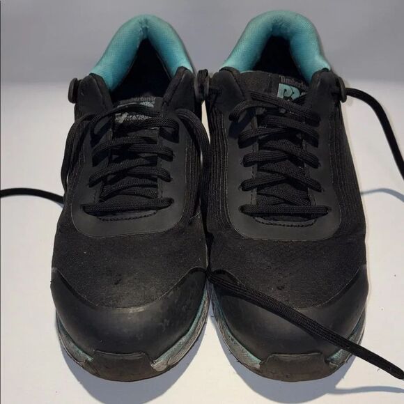 Timberland Shoes - Women’s Timberland steel toed sneaker
